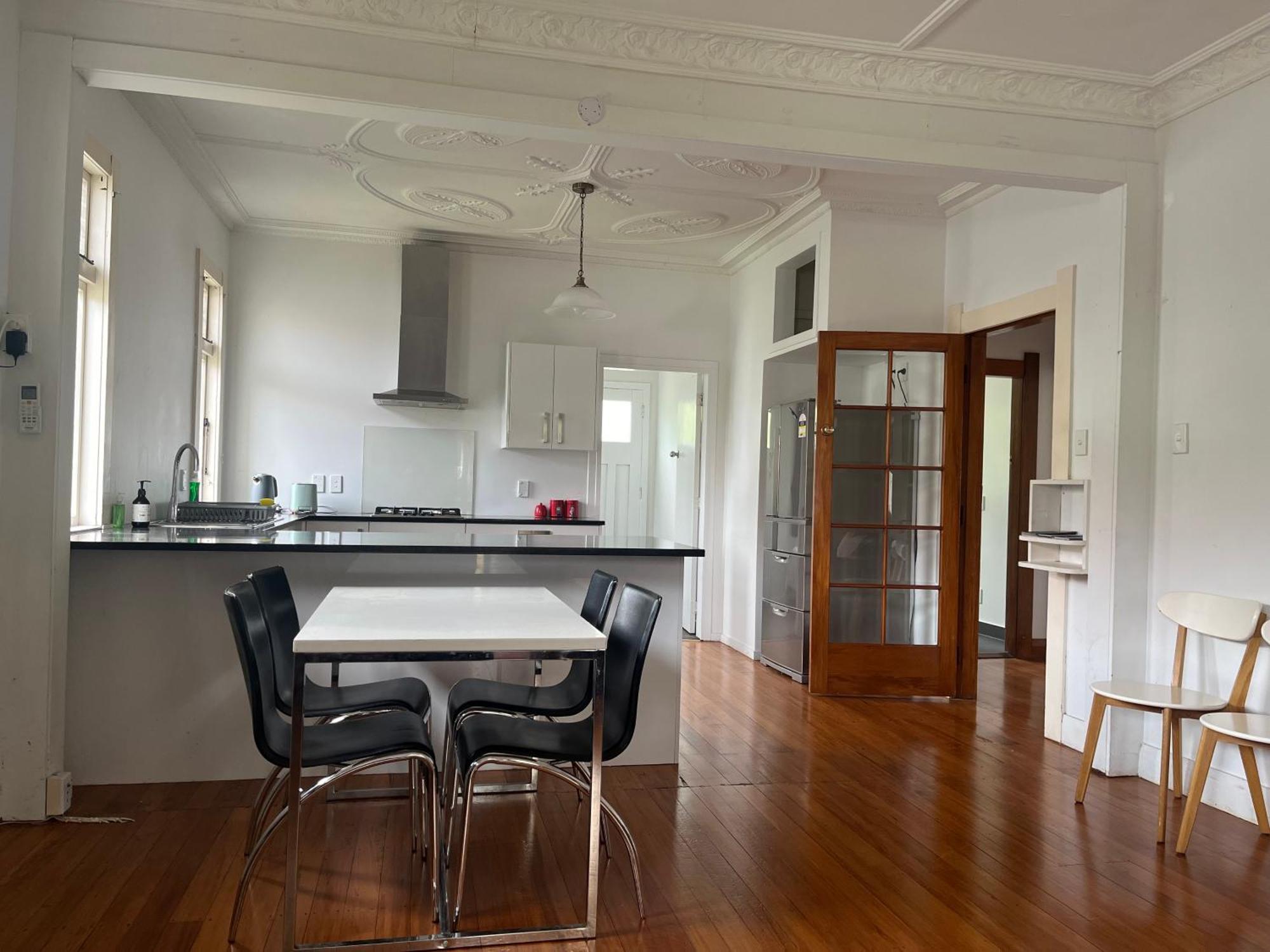Spacious Retreat Near Ferry & Mall Веллингтон Экстерьер фото