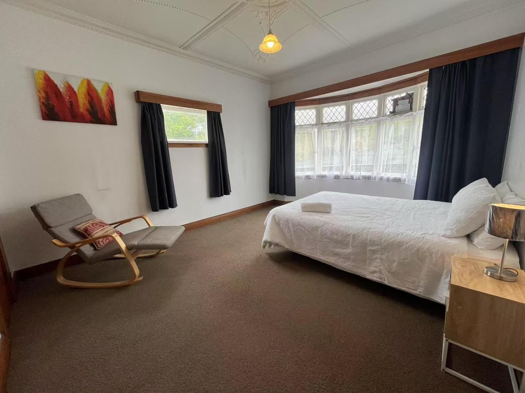 Spacious Retreat Near Ferry & Mall Веллингтон Экстерьер фото